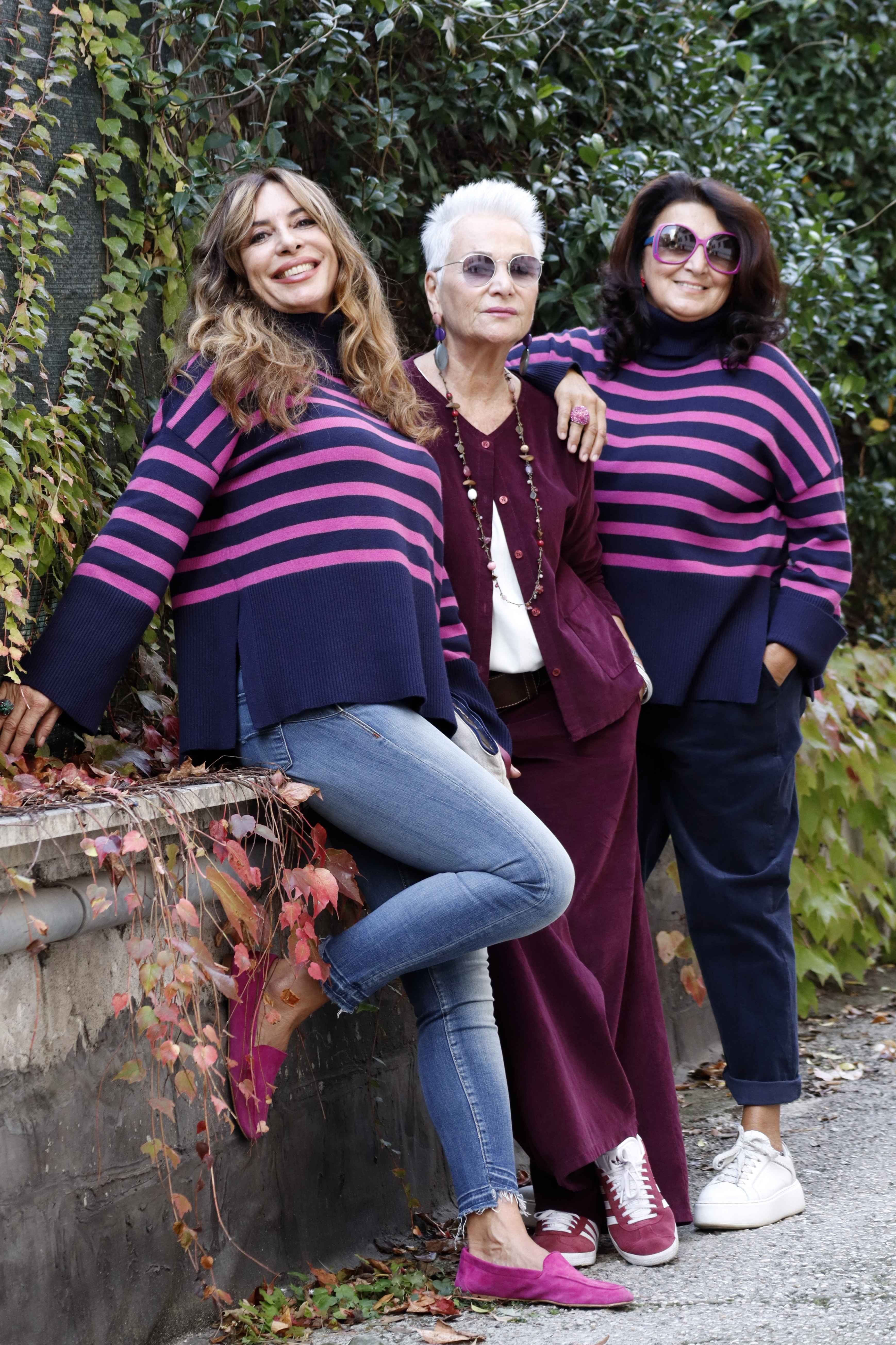 Winter Waves Sweater with Blue and Cyclamen Stripes (viscose)