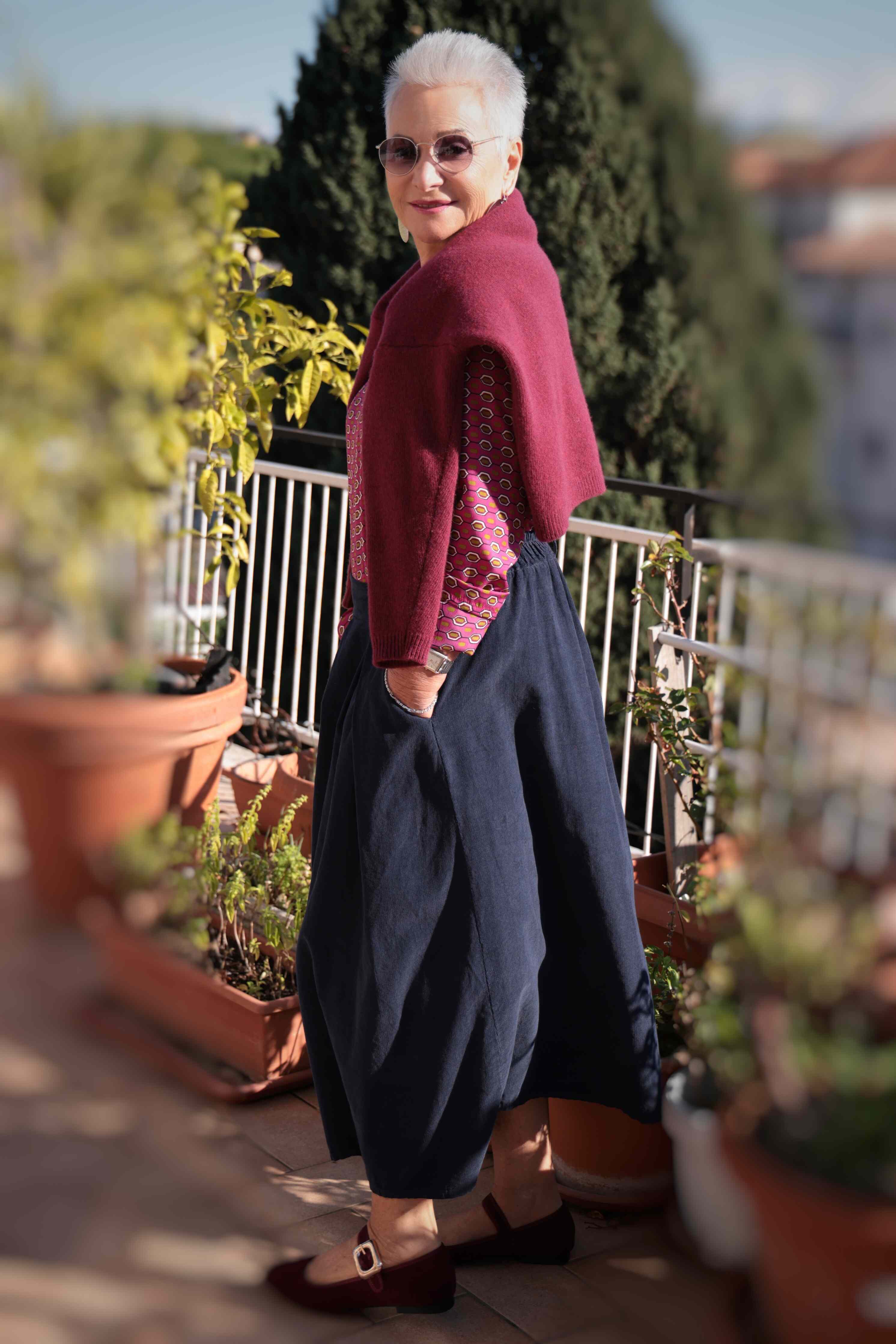 Falda Midi Essenza en Azul (Pana)