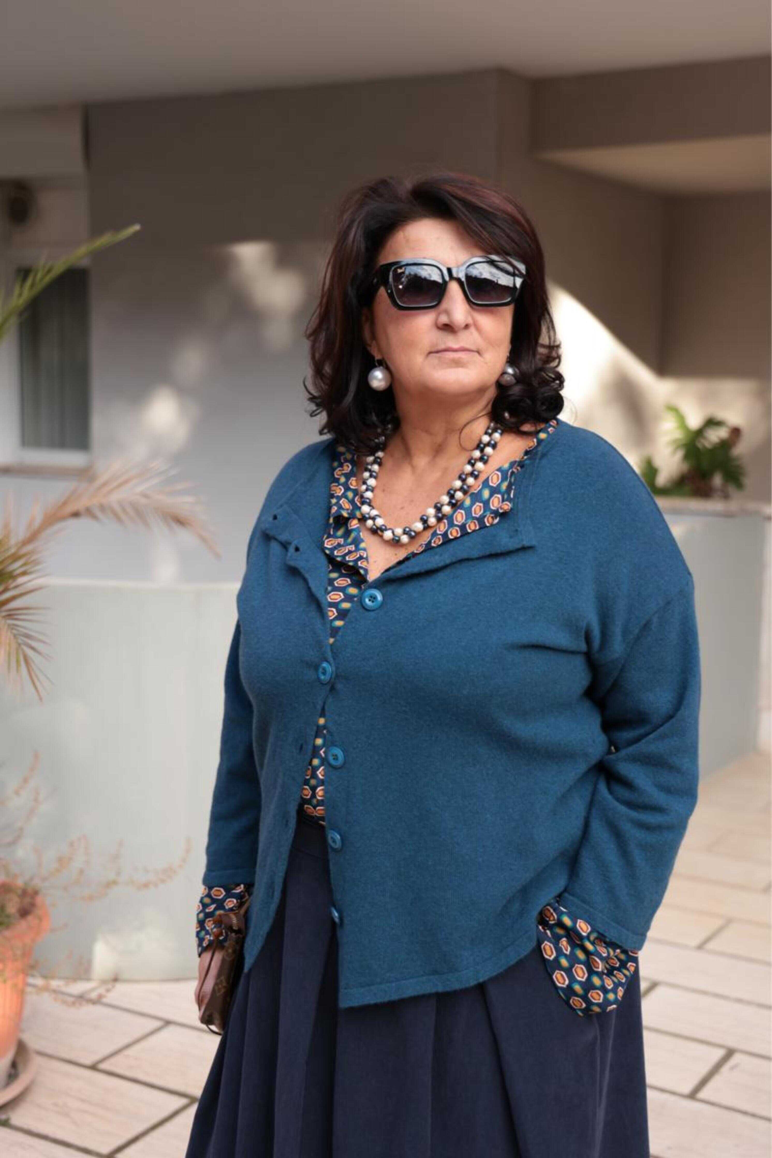 Falda Midi Essenza en Azul (Pana)