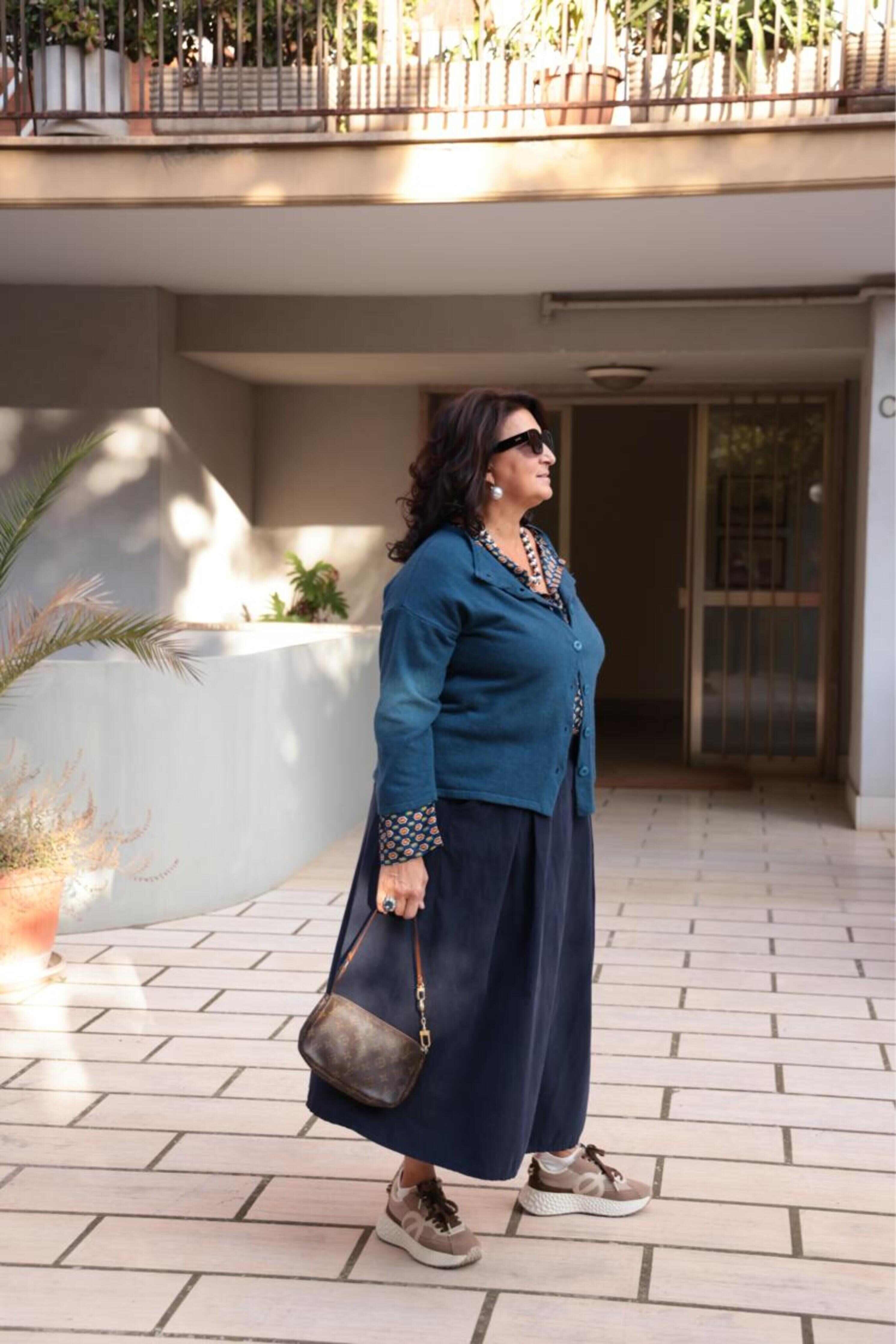 Falda Midi Essenza en Azul (Pana)