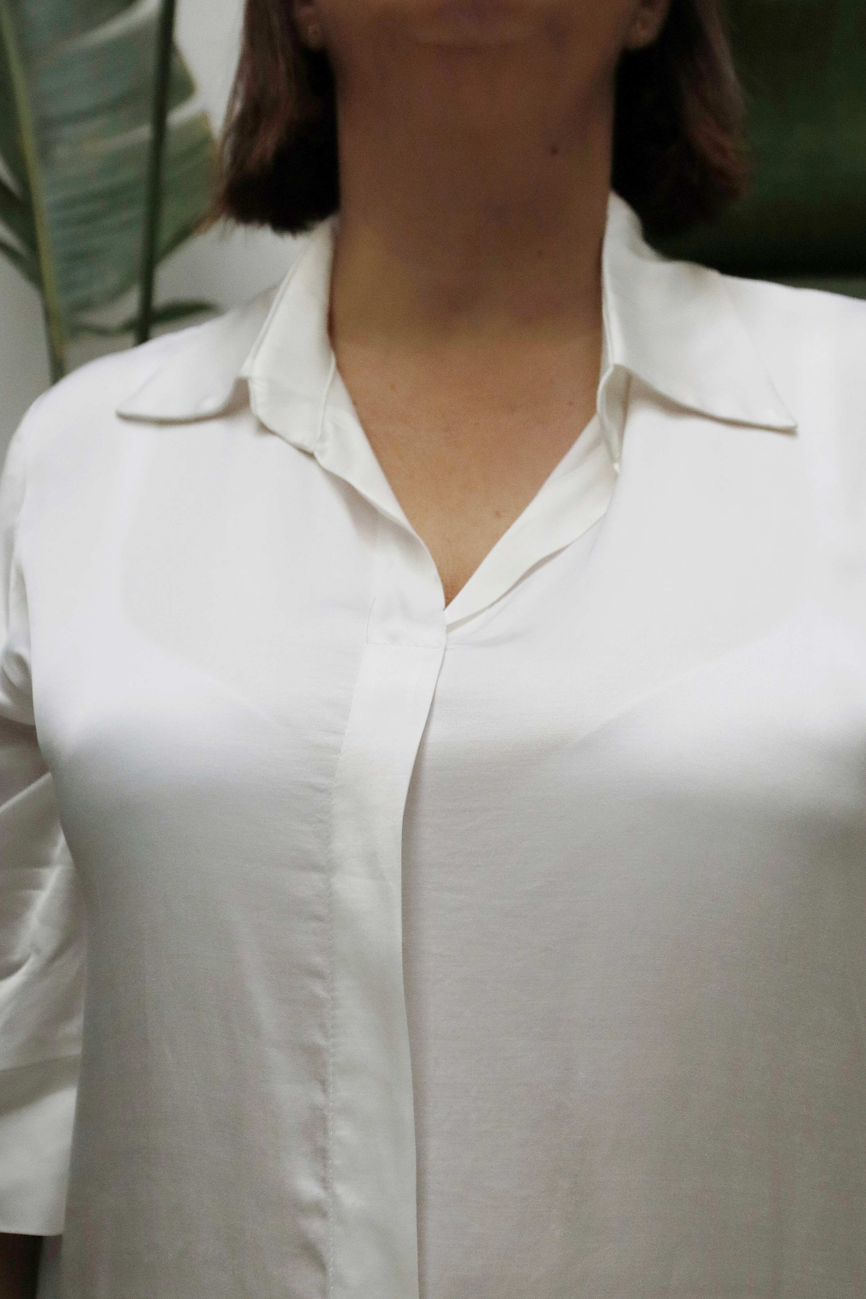 Camicia Bianca in Raso di Viscosa Oversize