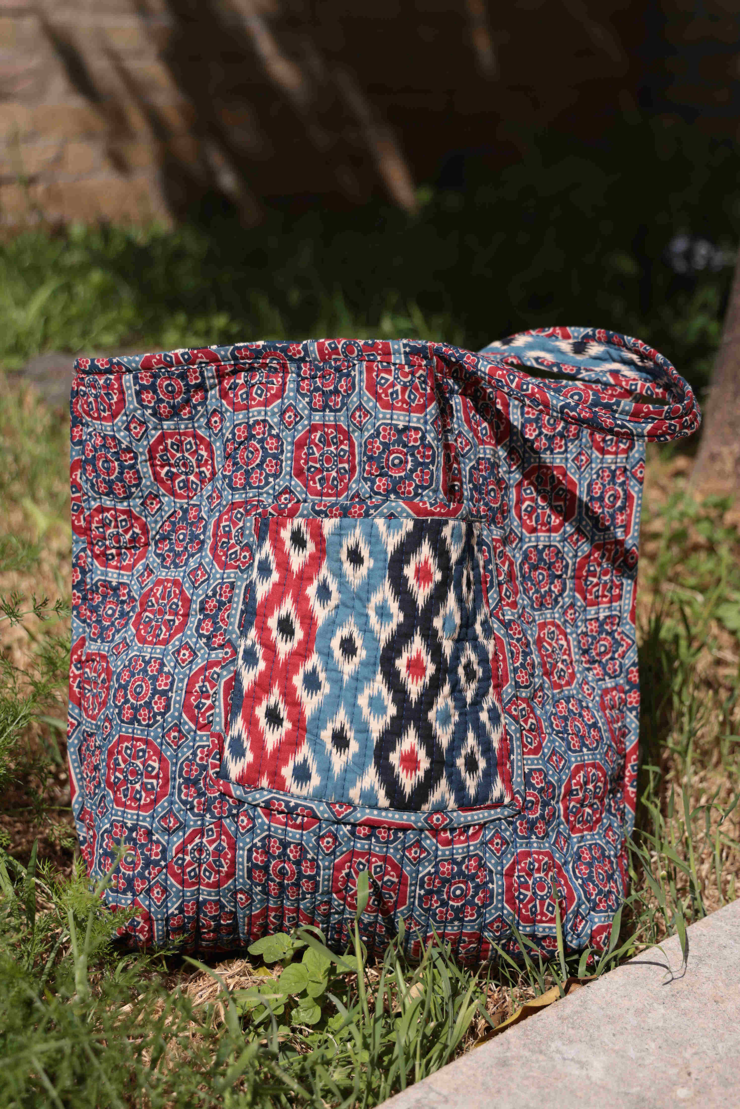 Borsa in cotone trapuntato double face