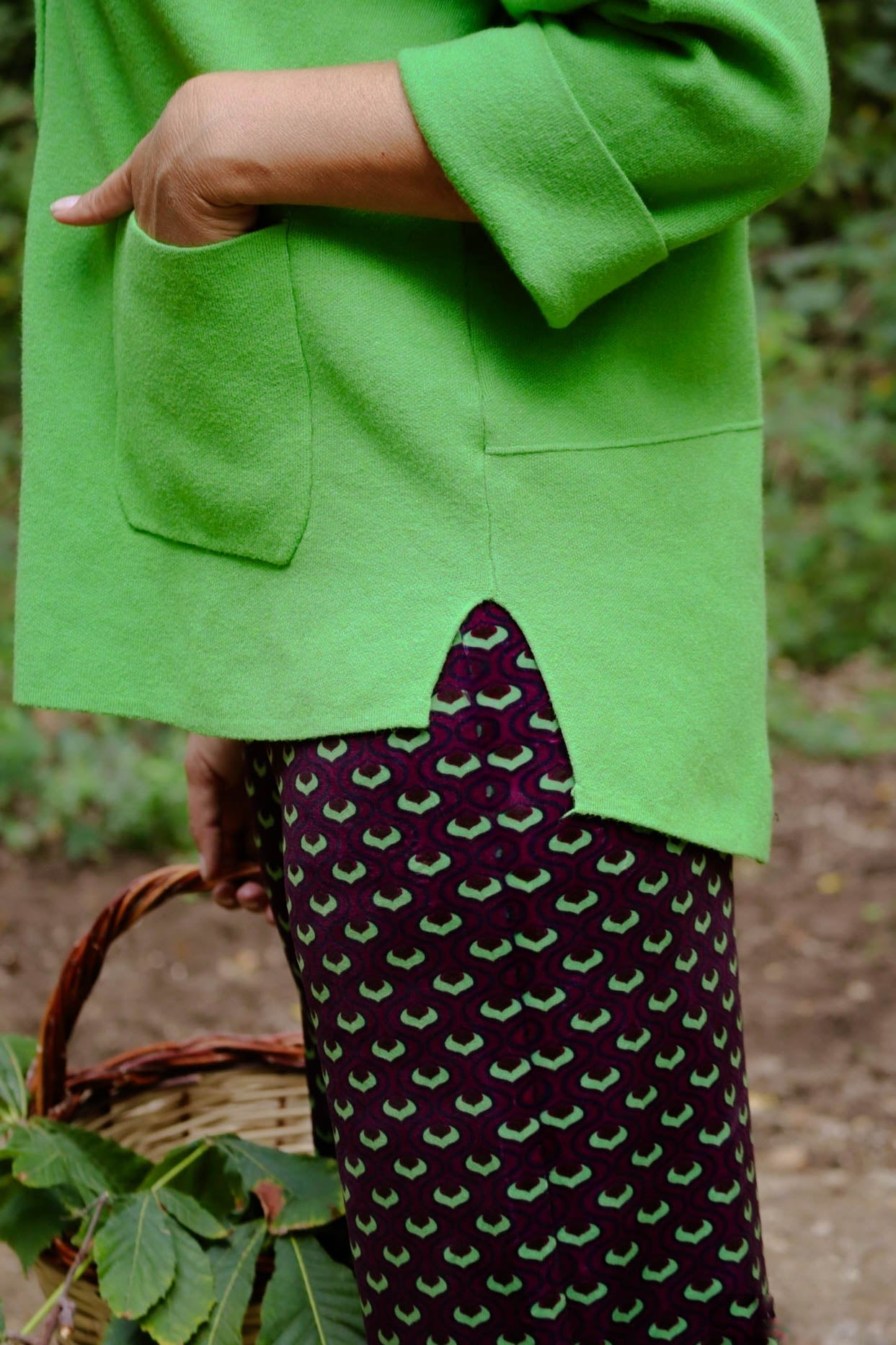 Pantalone palazzo melanzana morbido e soffice jersey vellutina di viscosa elasticizzato
