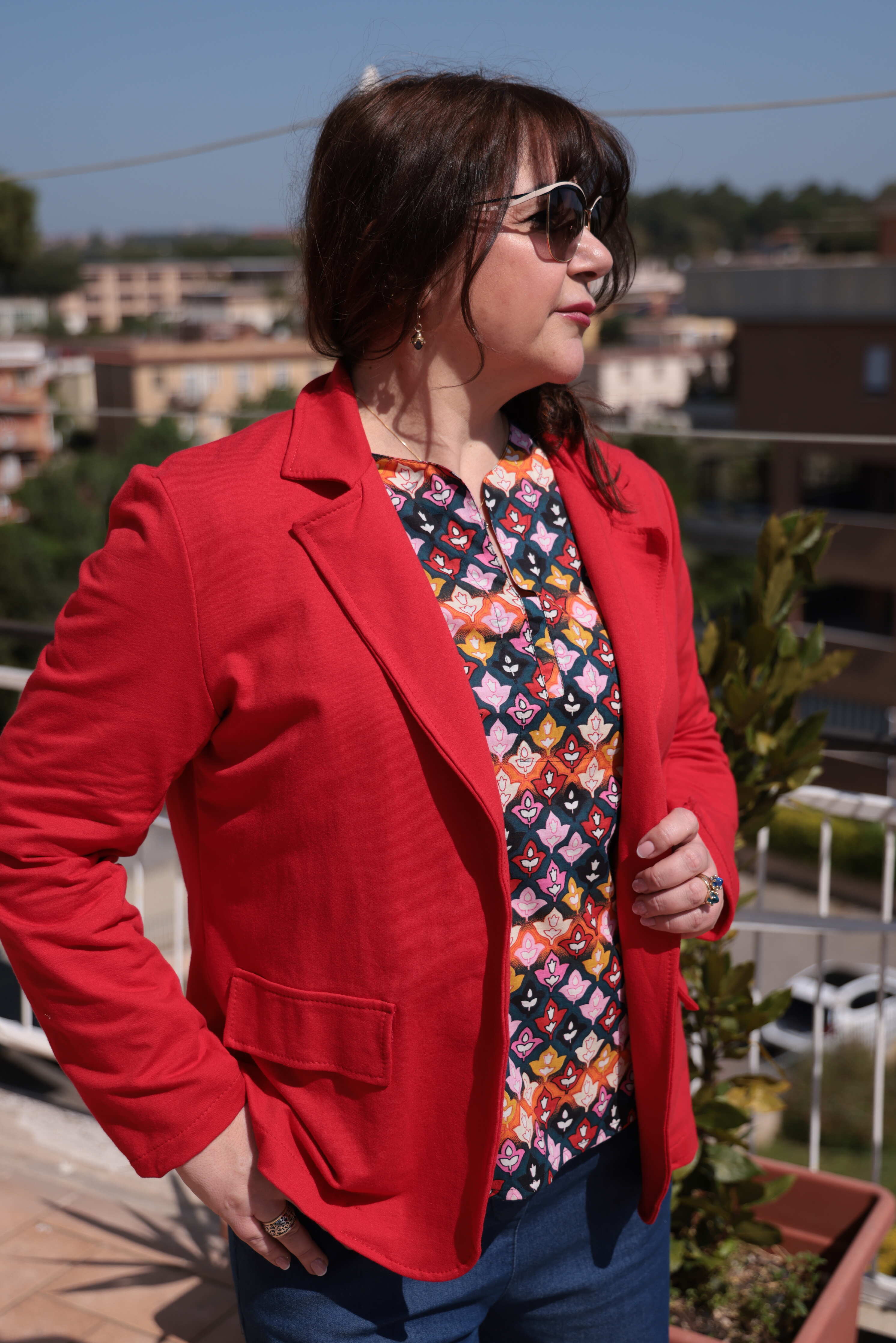 Giacca in cotone garzato colore rosso vestibilità over.