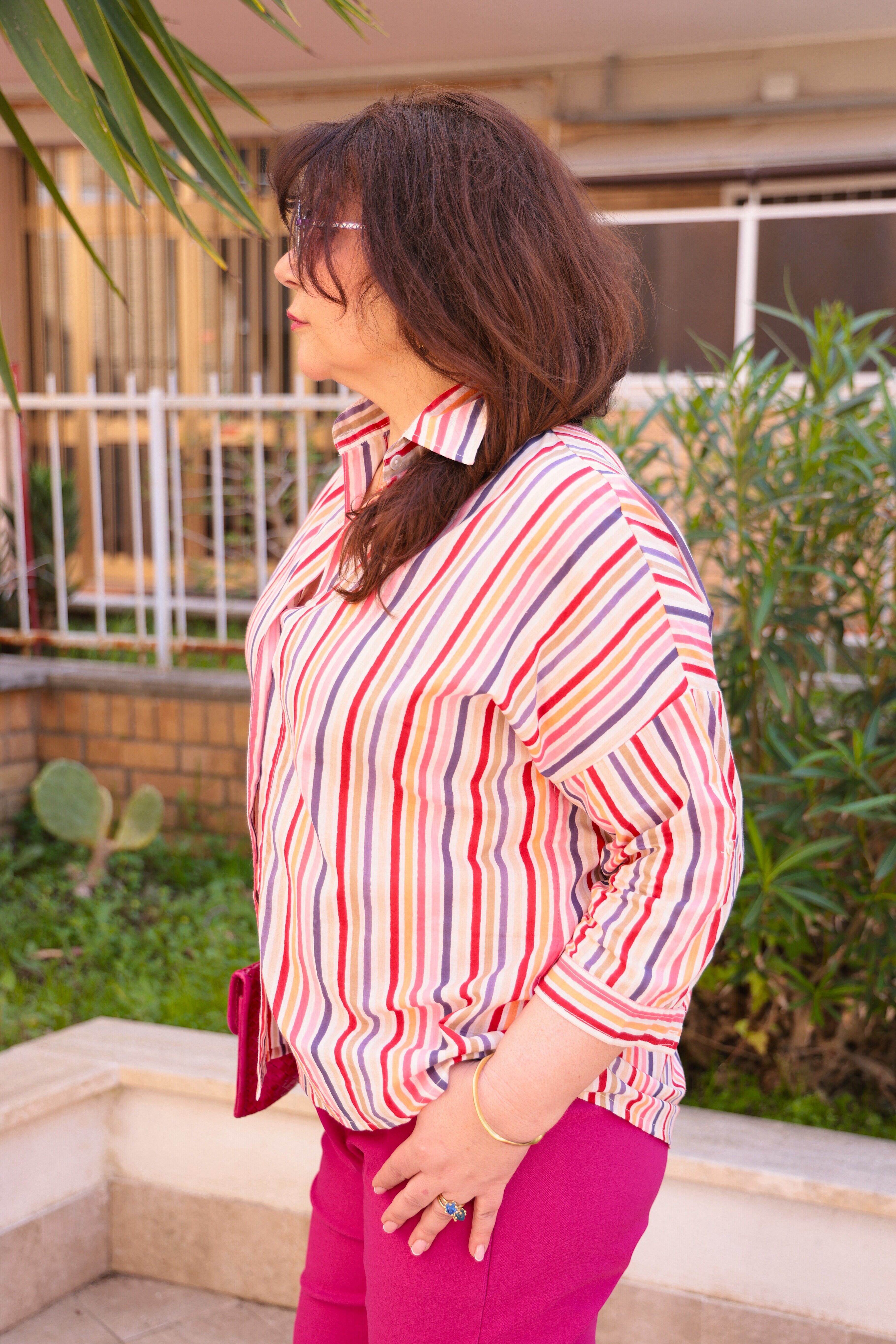 Camicia in cotone a righe multicolor vestibilità over