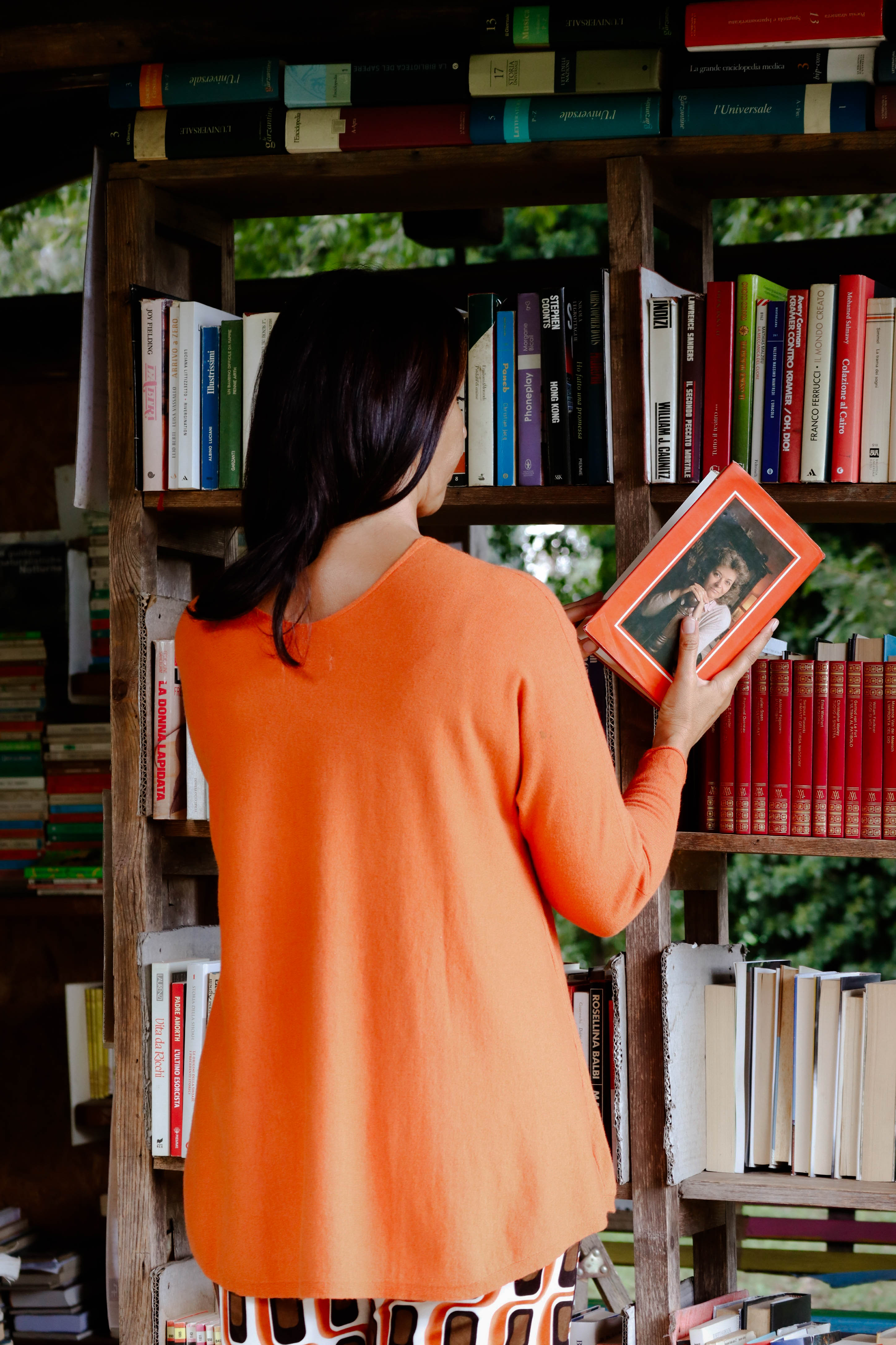 Maglione collo a v Zucca viscosa e modal over size 