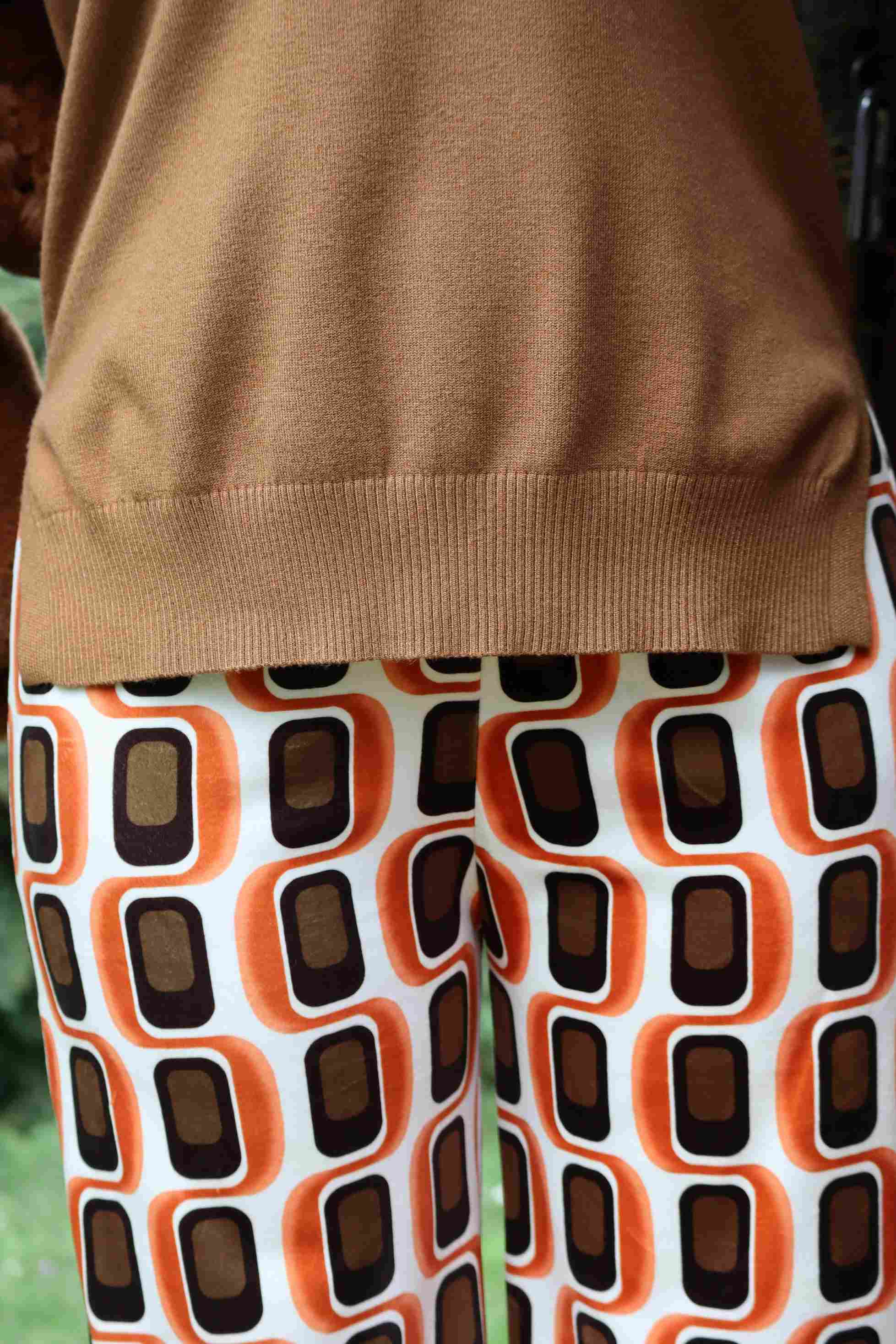 Caramel-colored "Winter Harmony" sweater (viscose)