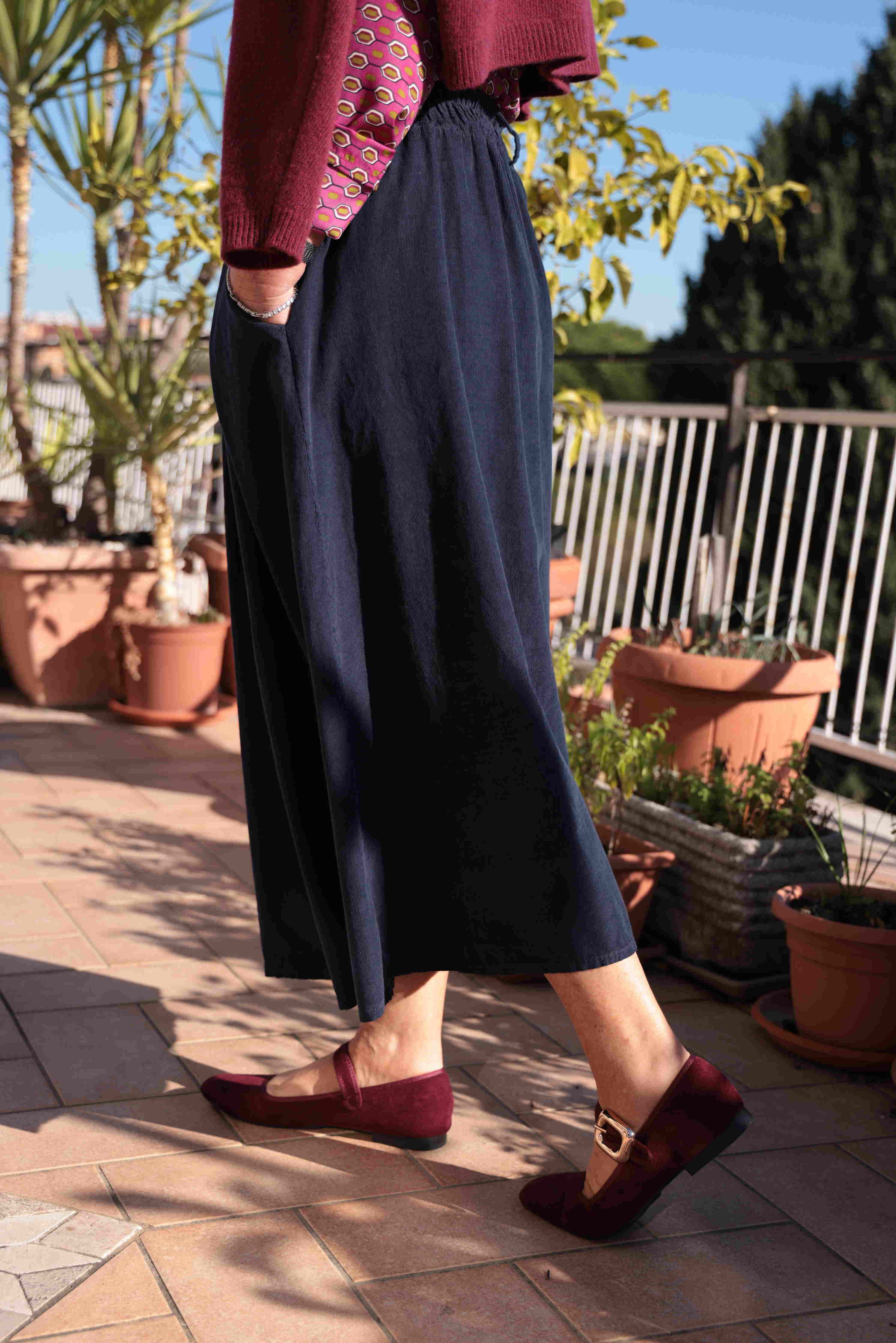 Falda Midi Essenza en Azul (Pana)