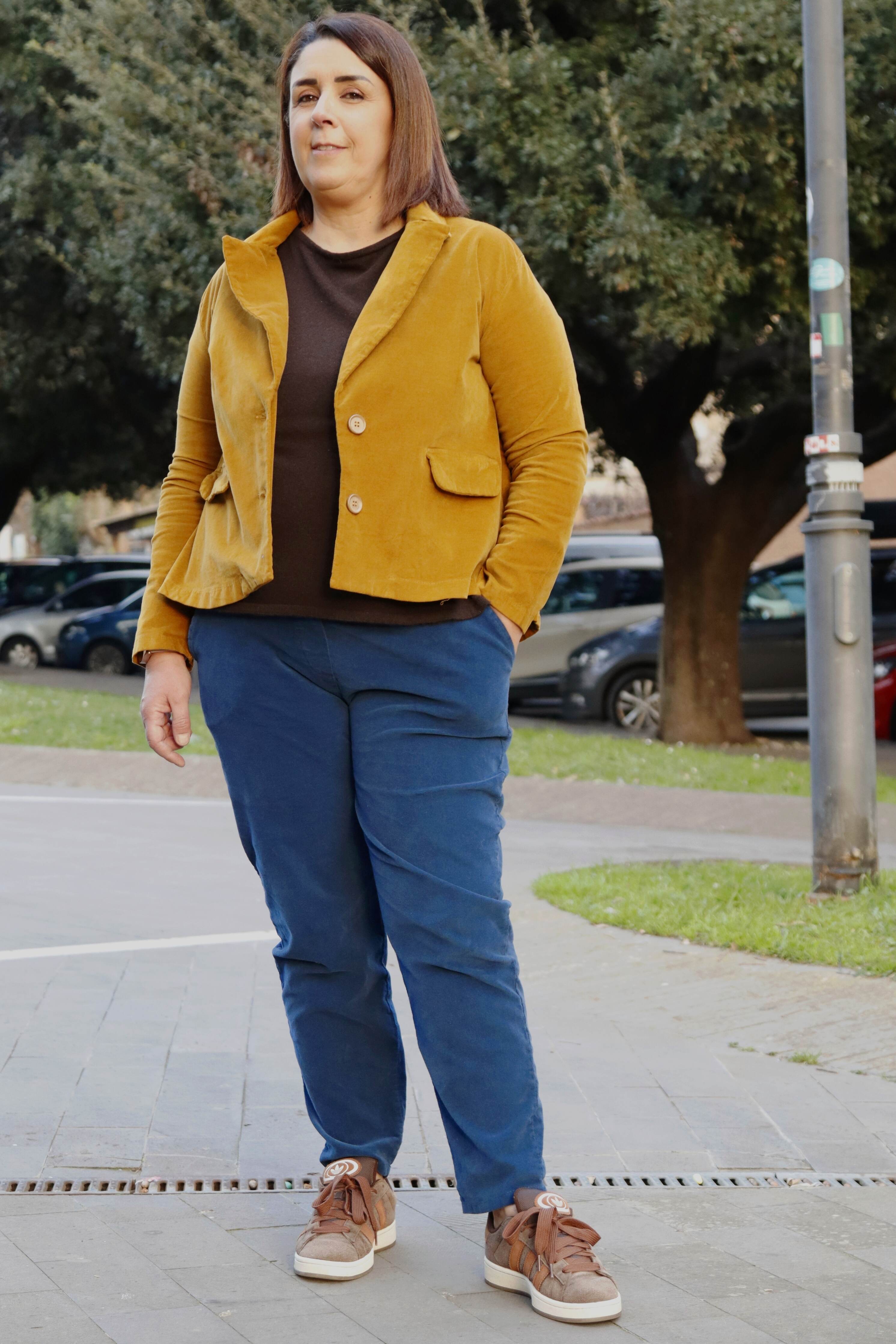Pantalone in velluto a costine fine in cotone elasticizzato ottanio