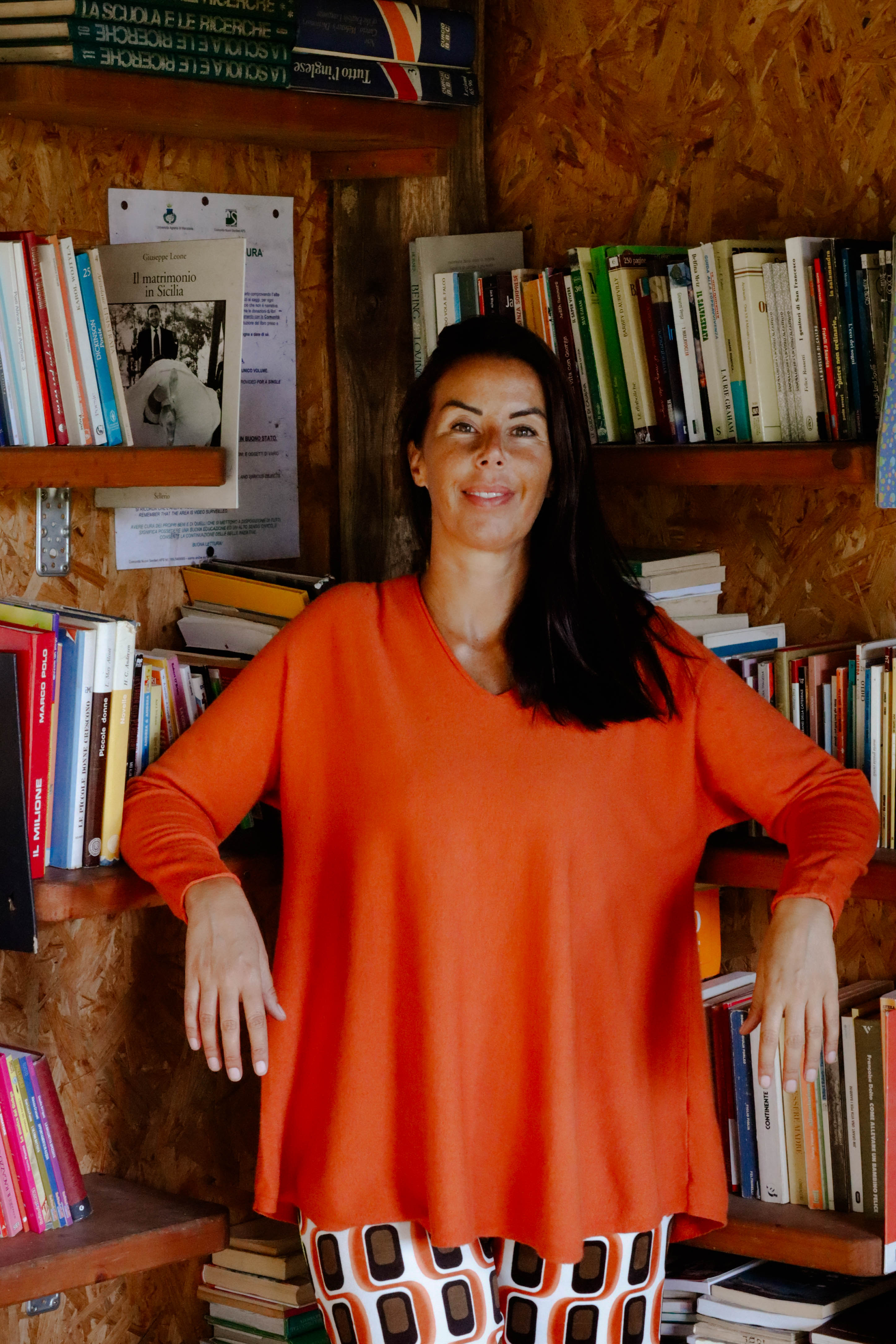 Maglione collo a v Zucca viscosa e modal over size 