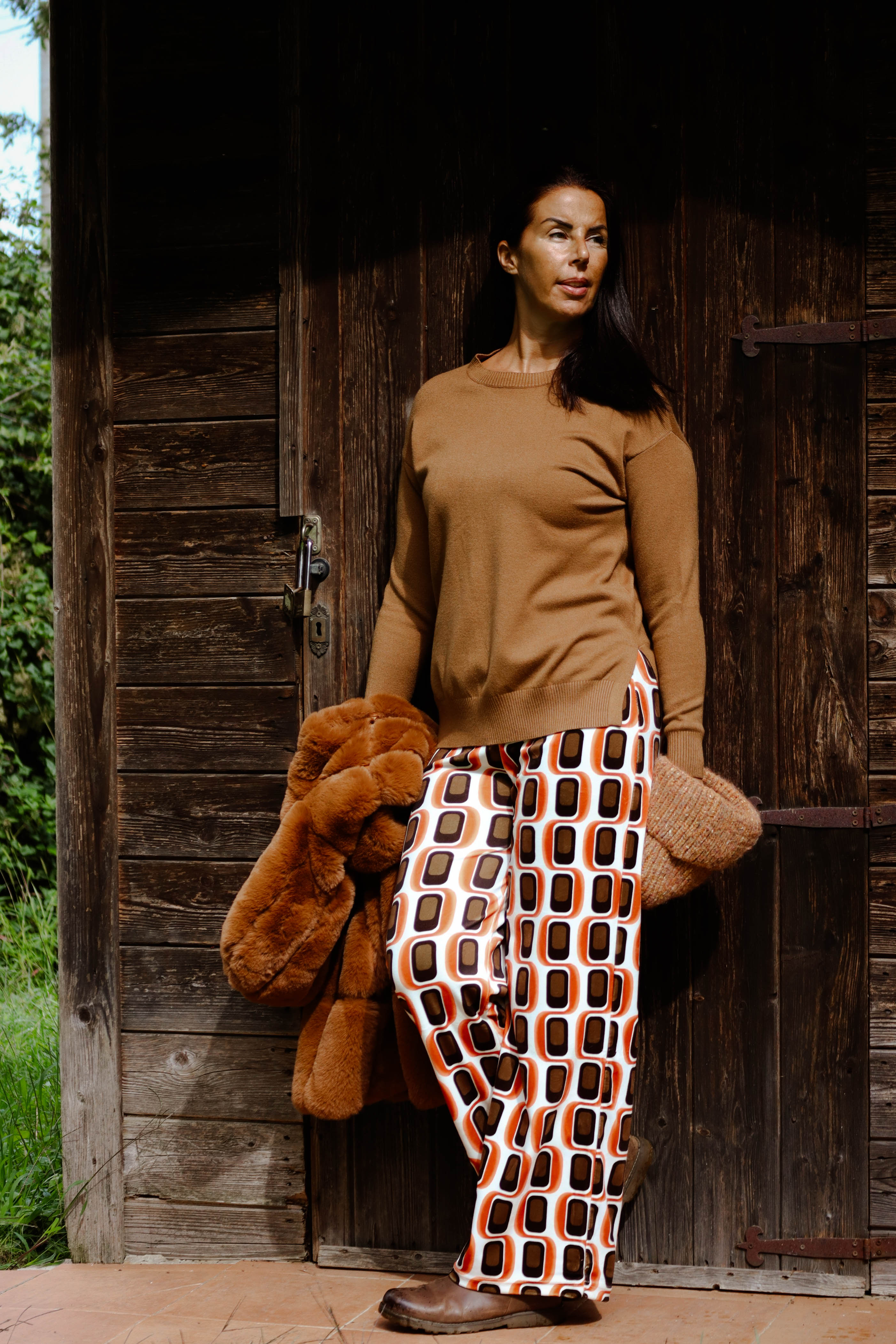 Maglione girocollo viscosa colore carammello
