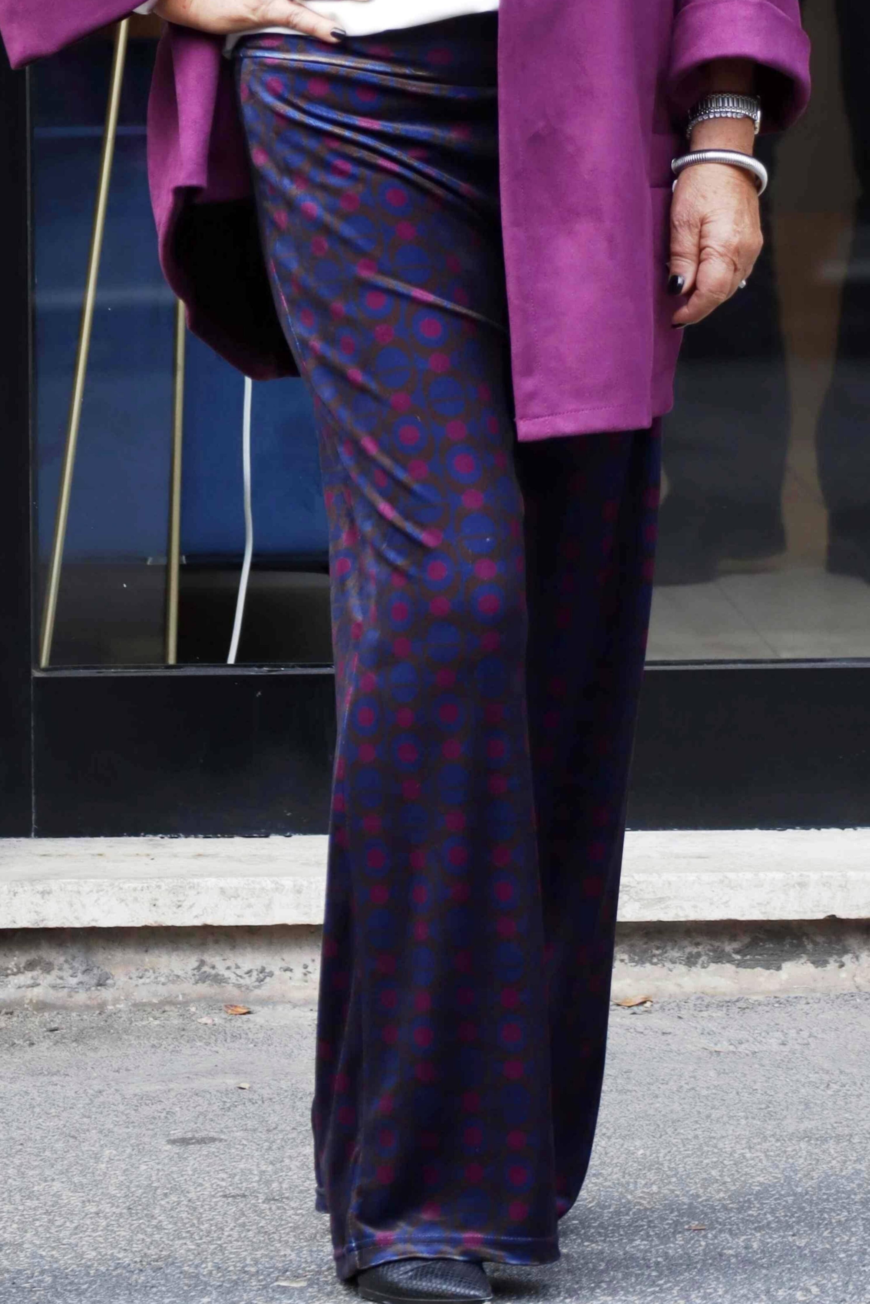 Pantalone Velvet Geometrie pois marrone & melanzana (jersey vellutina)