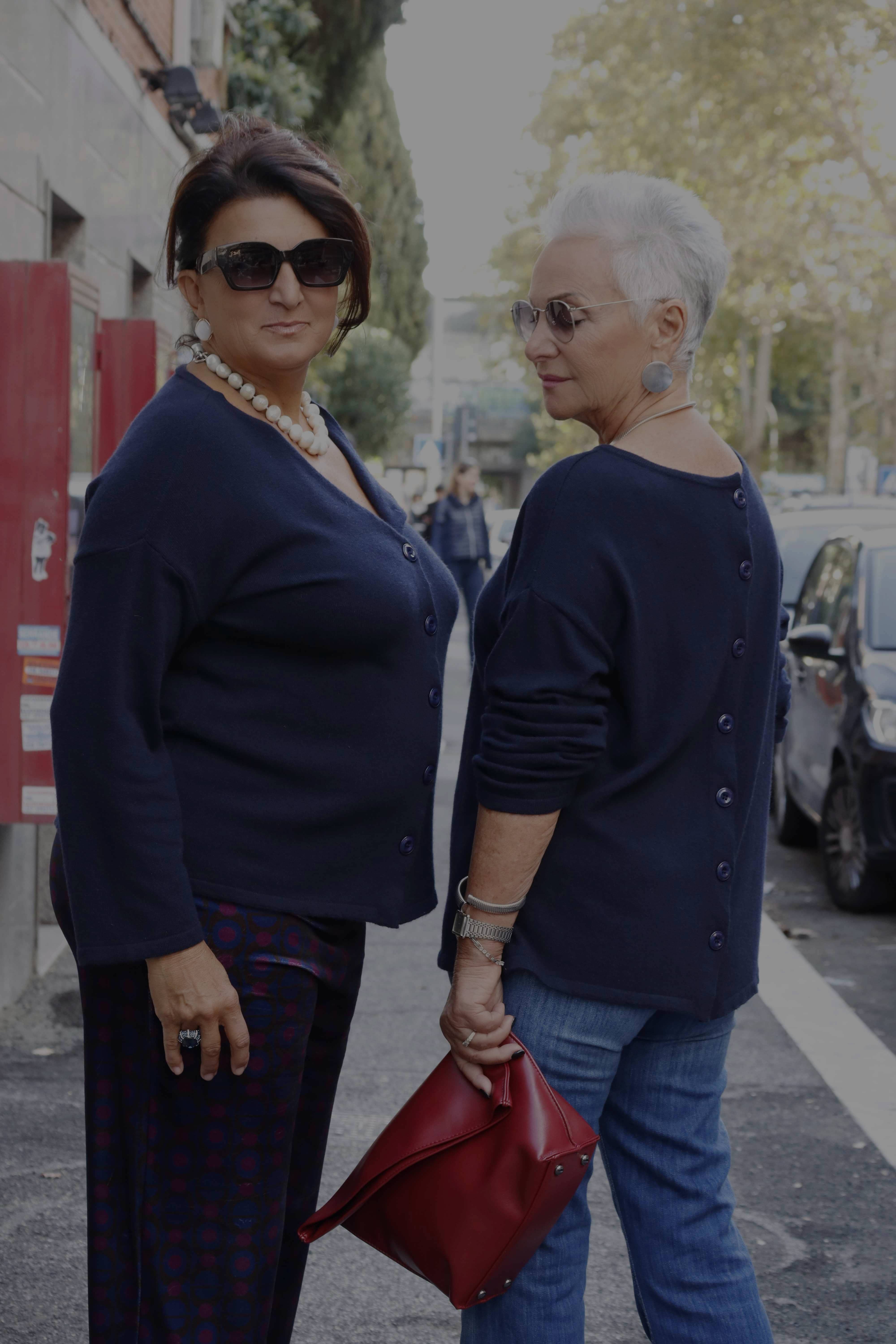 Pantalones de terciopelo geométrico con lunares marrones y berenjena (punto de terciopelo) 