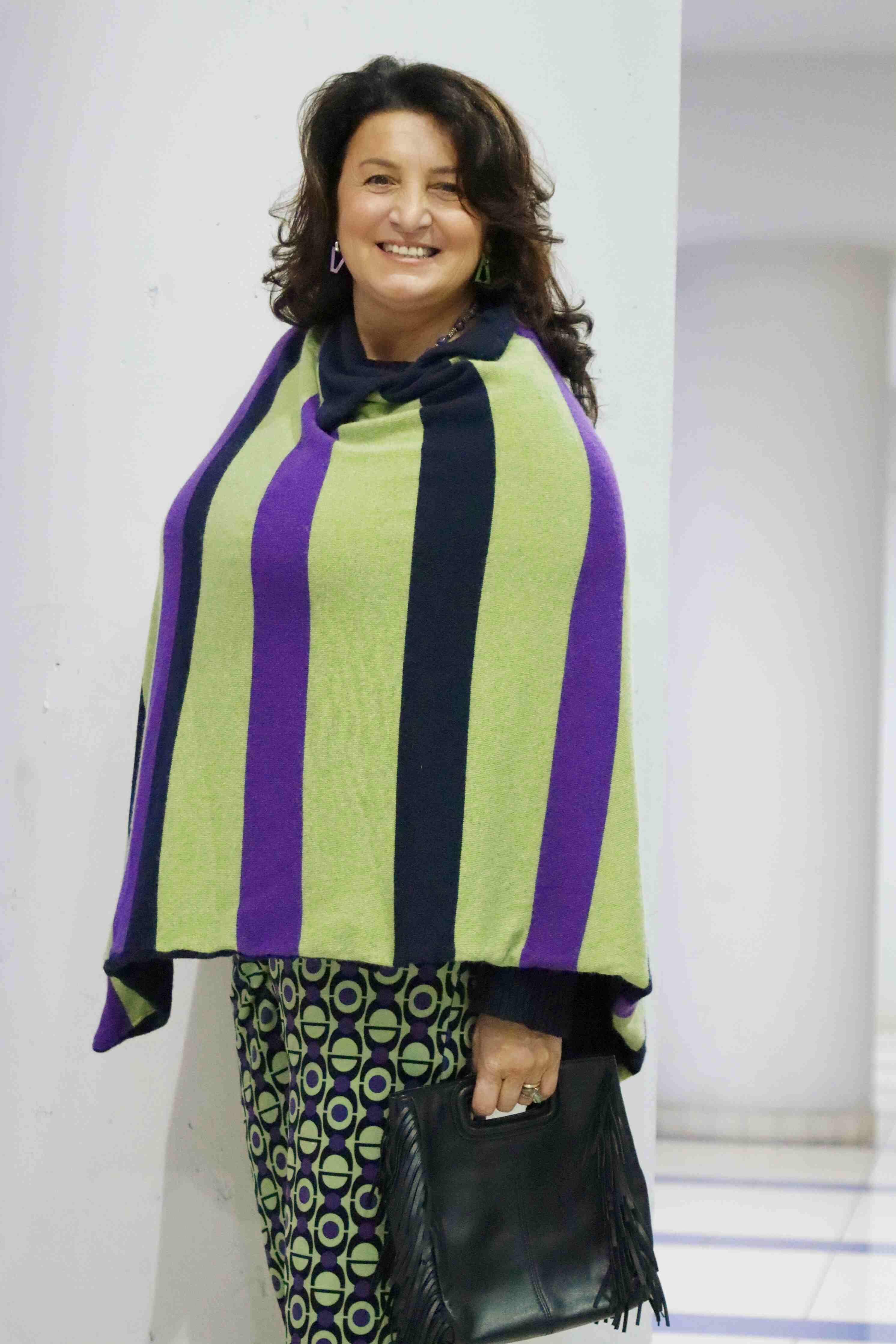 Poncho double face righe e tinta unita doppio strato lana e cashmere viola e pistacchio