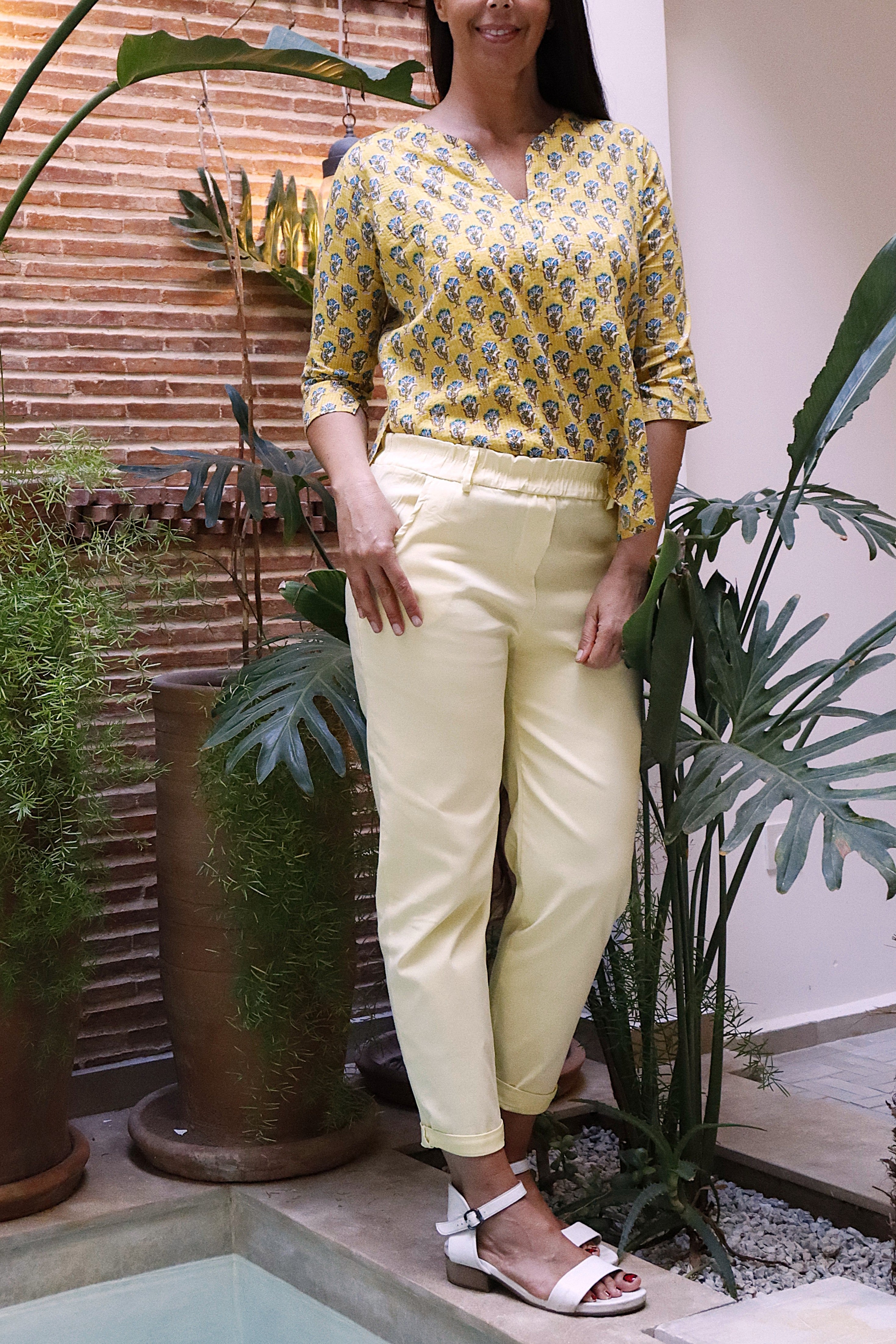 Pantalone Comfly gamba a sigaretta colore giallo elasticizzato viscosa stretch