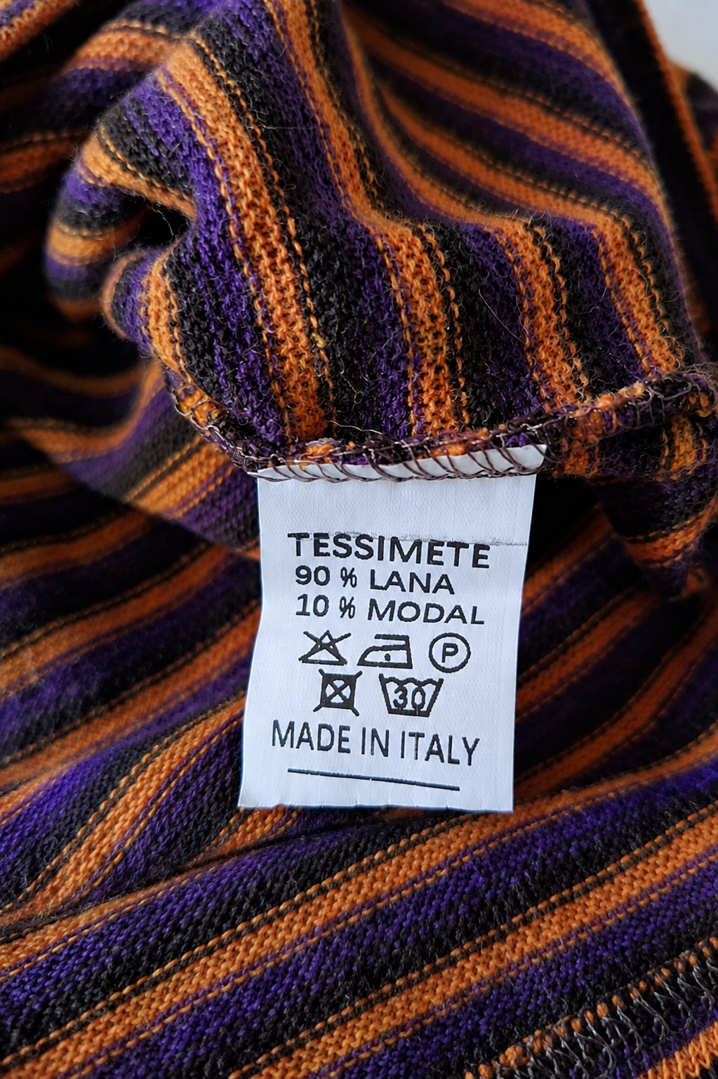 Maglione Nives a righe viola marrone arancio donna in lana Tessimete – look donna
