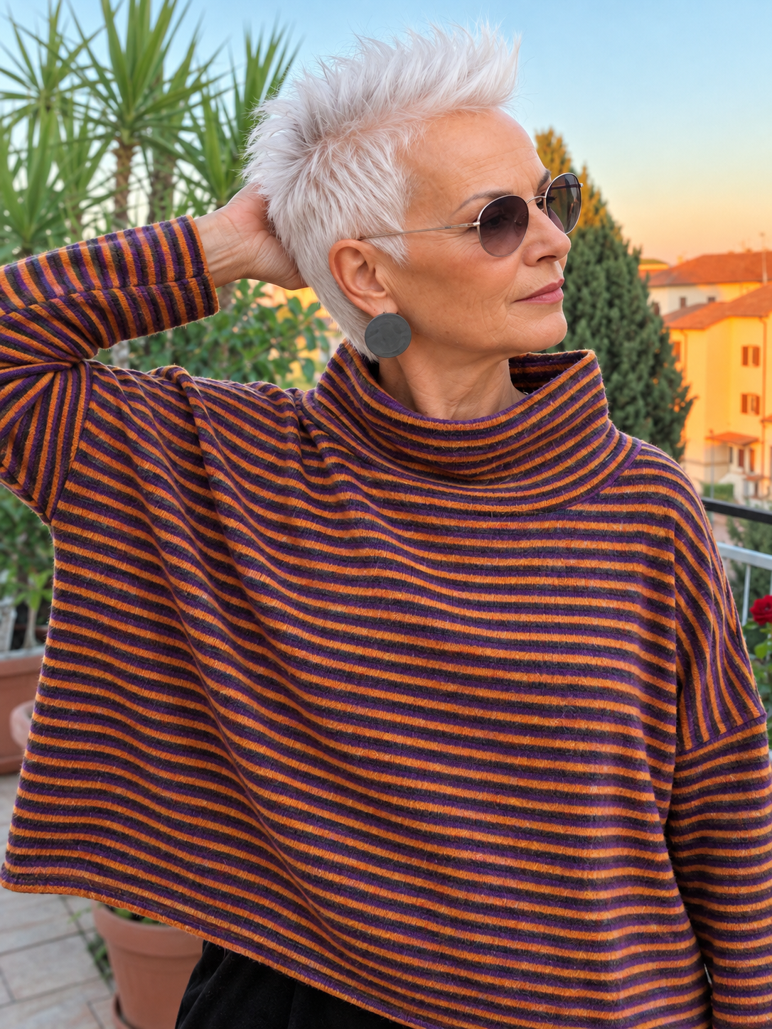 Maglione Nives a righe viola marrone arancio donna in lana Tessimete – dettaglio del capo